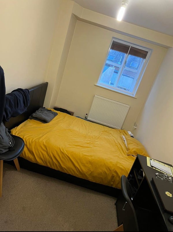 Room Potter Street in East Hertfordshire