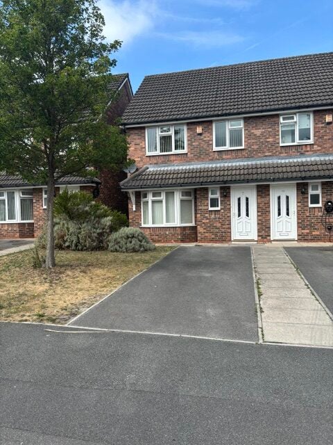 House Stanford Crescent in Halewood
