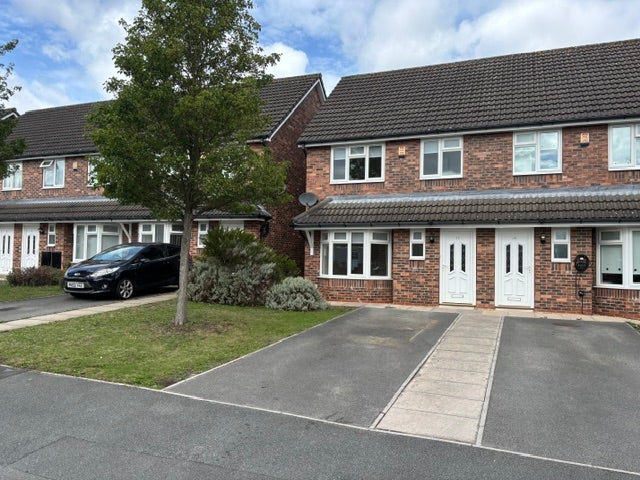 House Stanford Crescent in Halewood