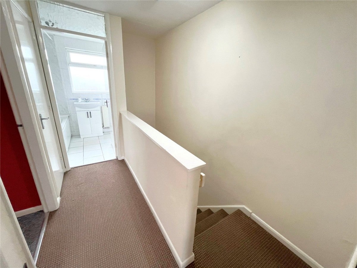 House Lambton Close in Erewash