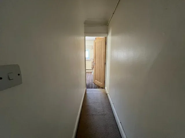 Flat High Road Leytonstone in Greater London