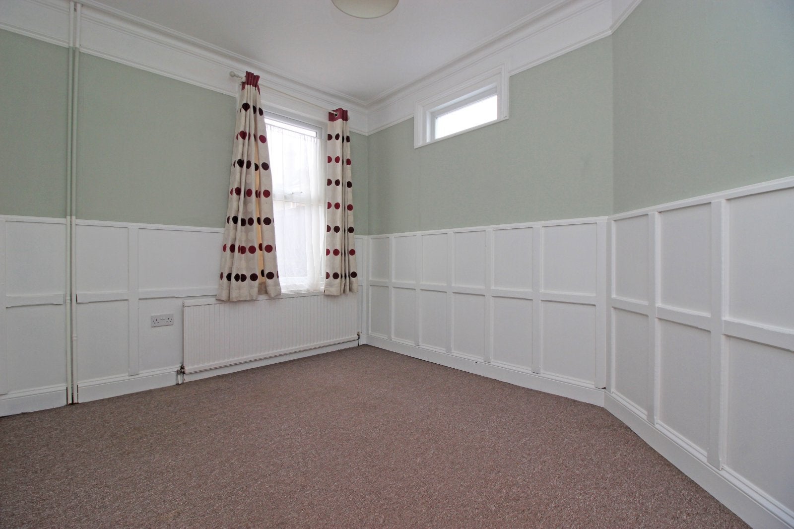 House St Lukes Avenue in Thanet
