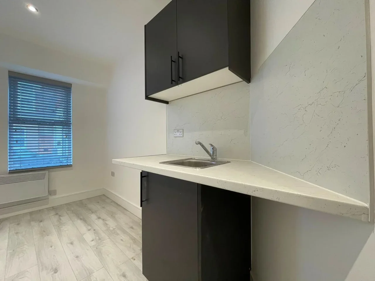 Flat Clarence Road in Greater London