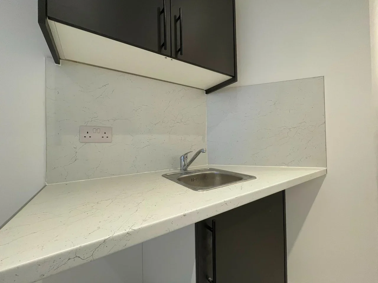 Flat Clarence Road in Greater London
