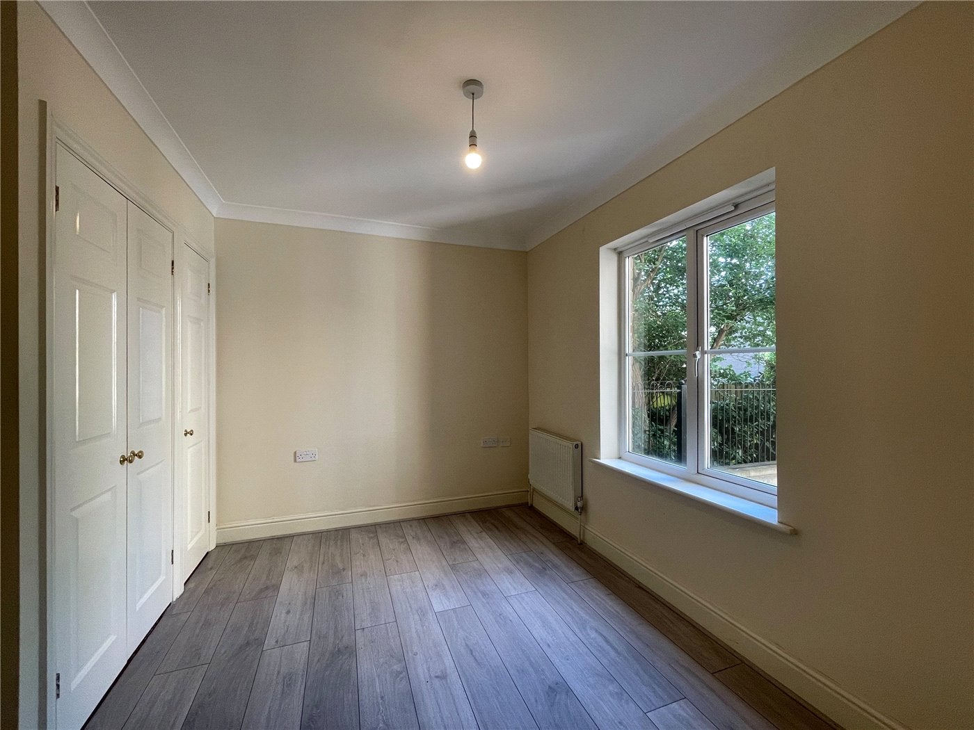 Flat Catherine Place in London