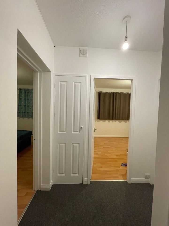 Flat Waldronhyrst in Greater London