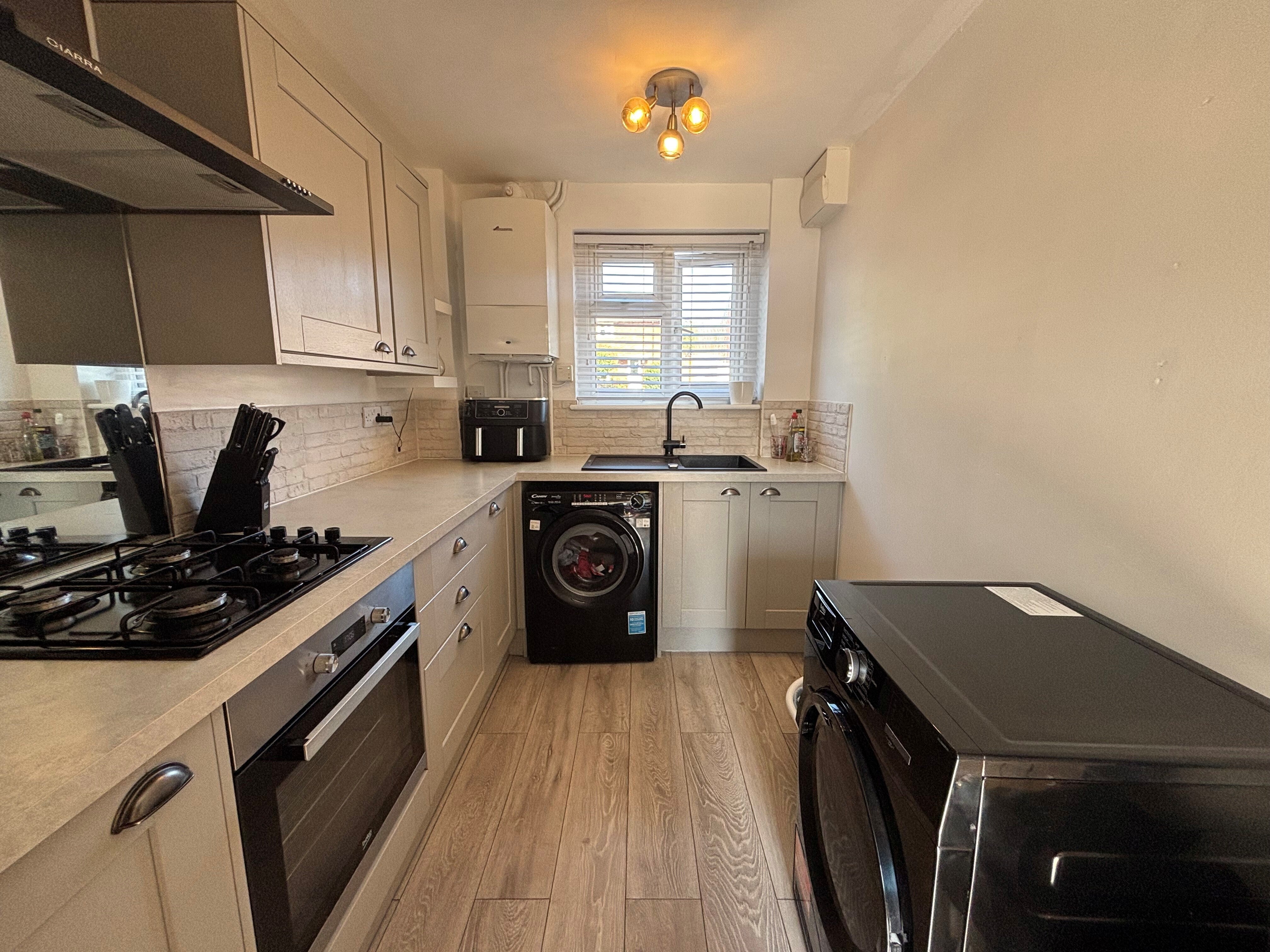 Flat Thornpark Rise in Exeter