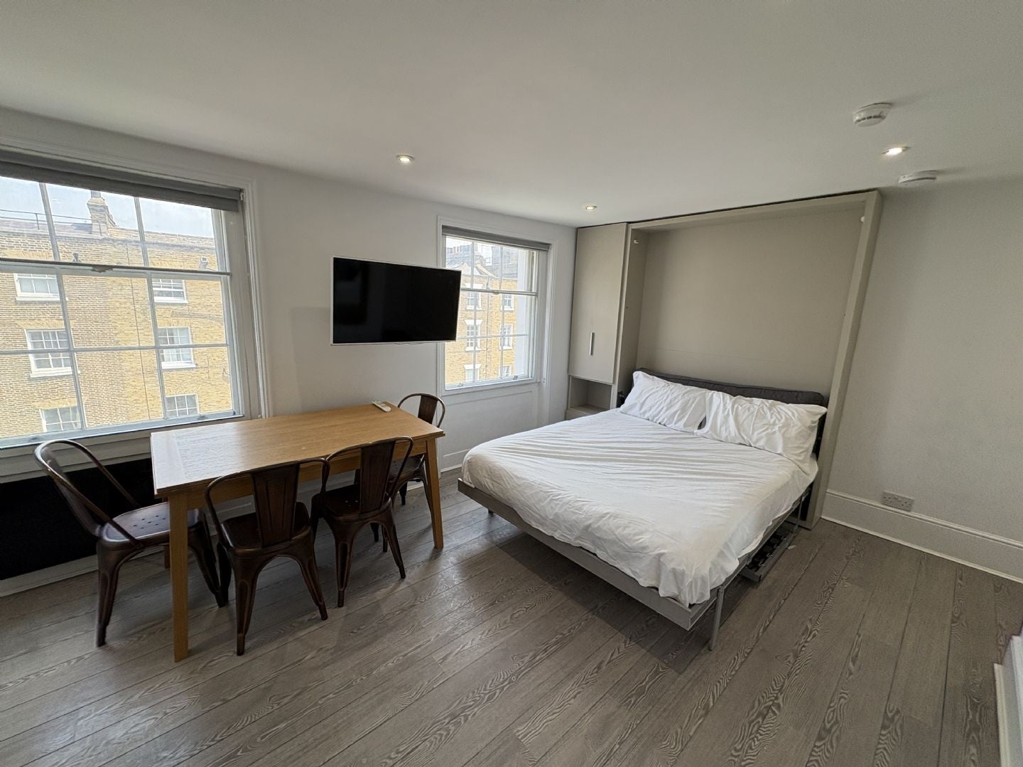 Flat Gloucester Place in City of Westminster