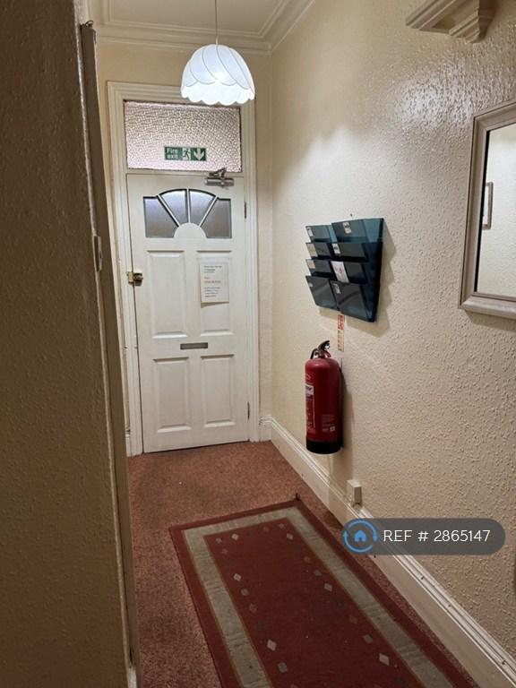 Room Minstead Road in Birmingham