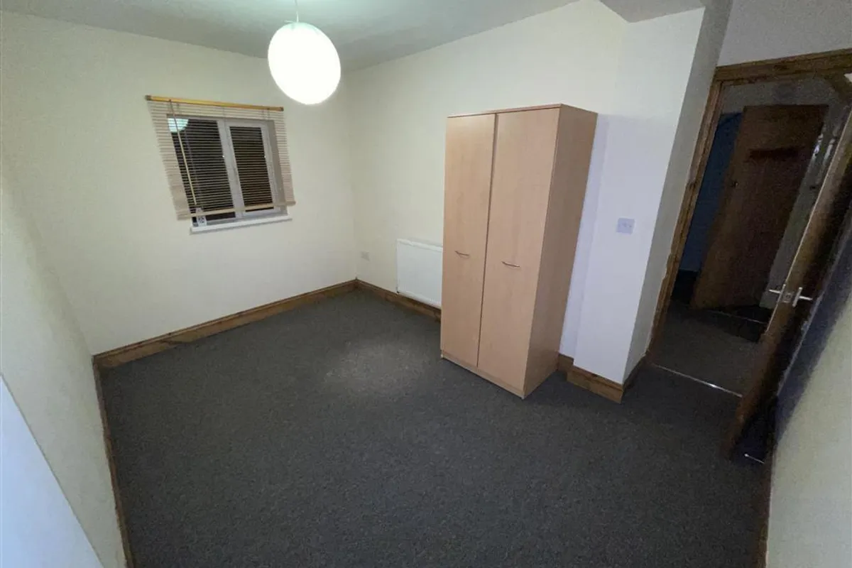 Flat Sanquhar Street in Cardiff