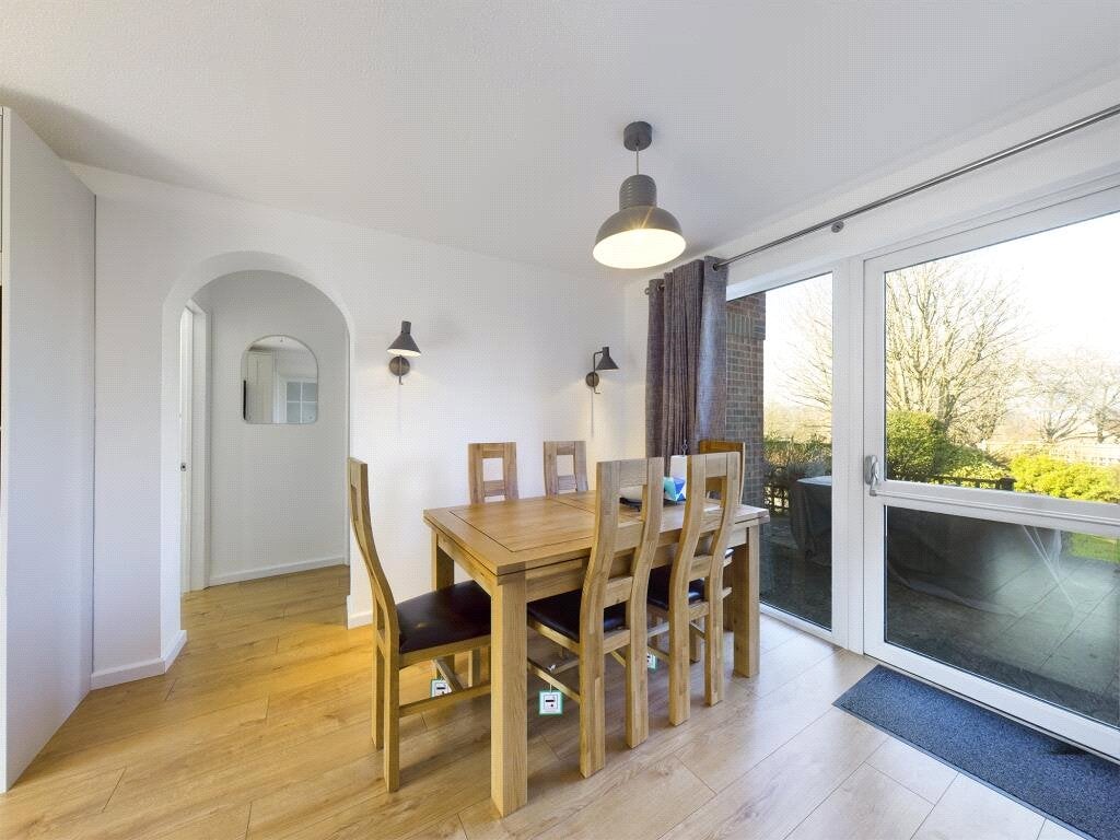 House Van Dyck Close in Basingstoke and Deane