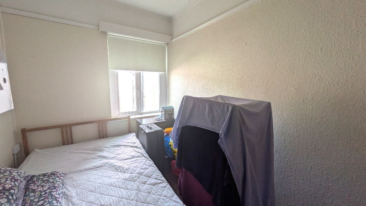 Flat Cathays Terrace in Cardiff