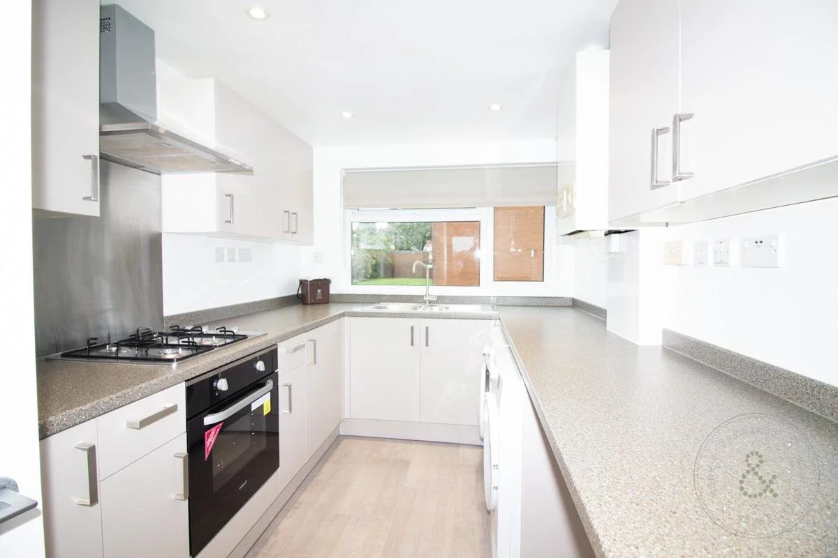 Flat Merthyr Road in Cardiff