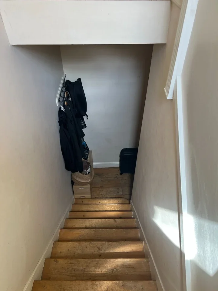 Flat Norwood Road in Greater London