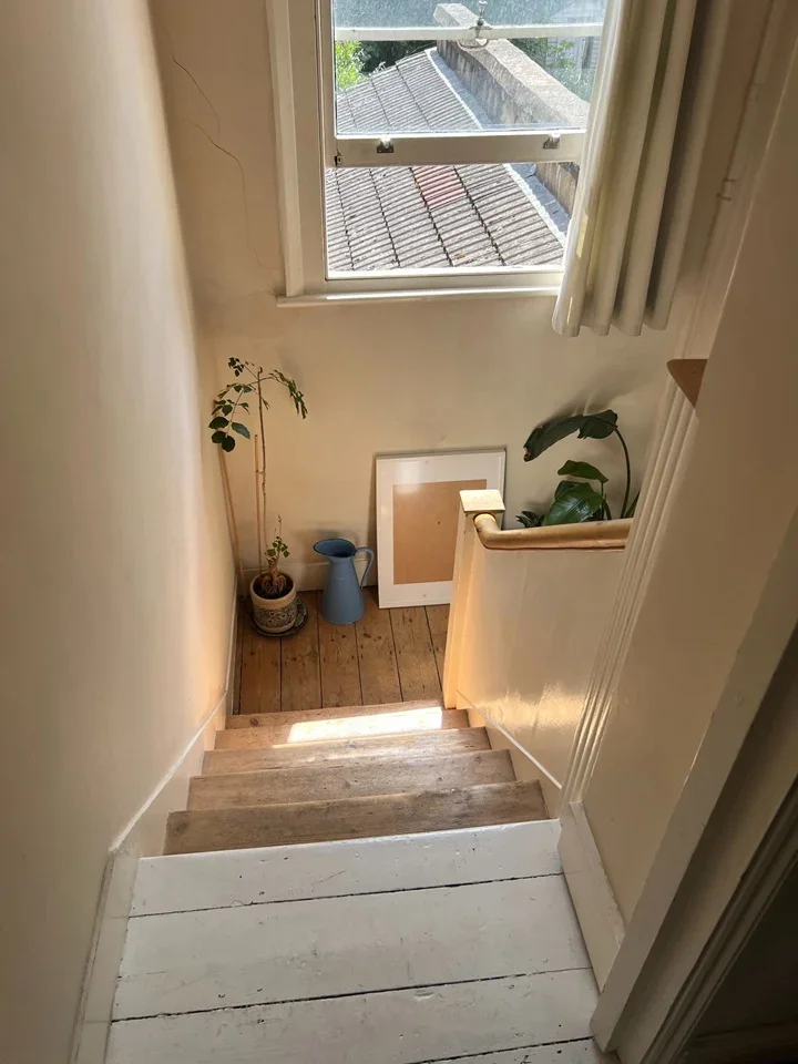 Flat Norwood Road in Greater London