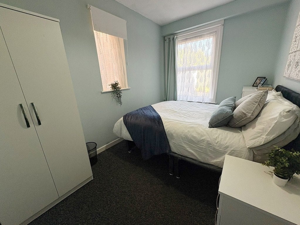 Room Mayfield Road in Southampton