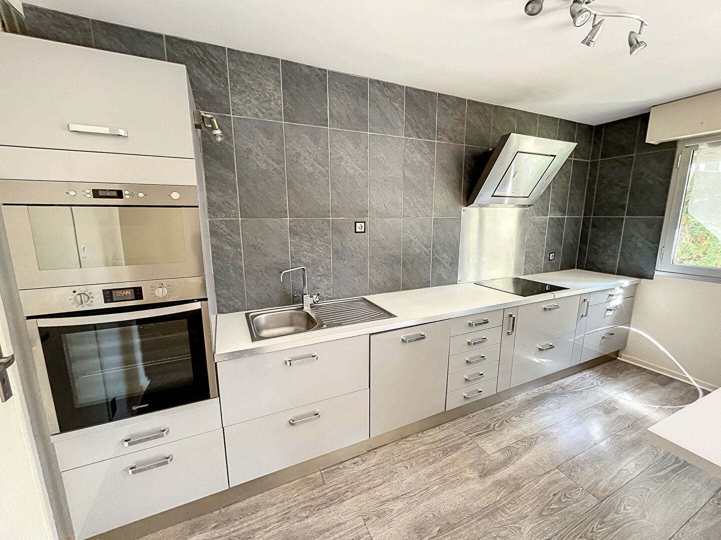 Flat D 660 in Mouleydier