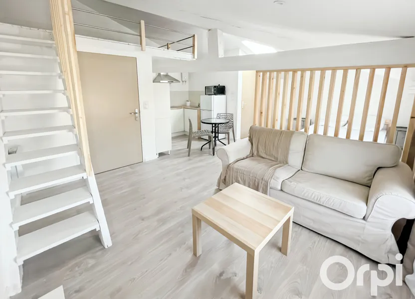 Flat Rue Victorien Bastet in Bollène