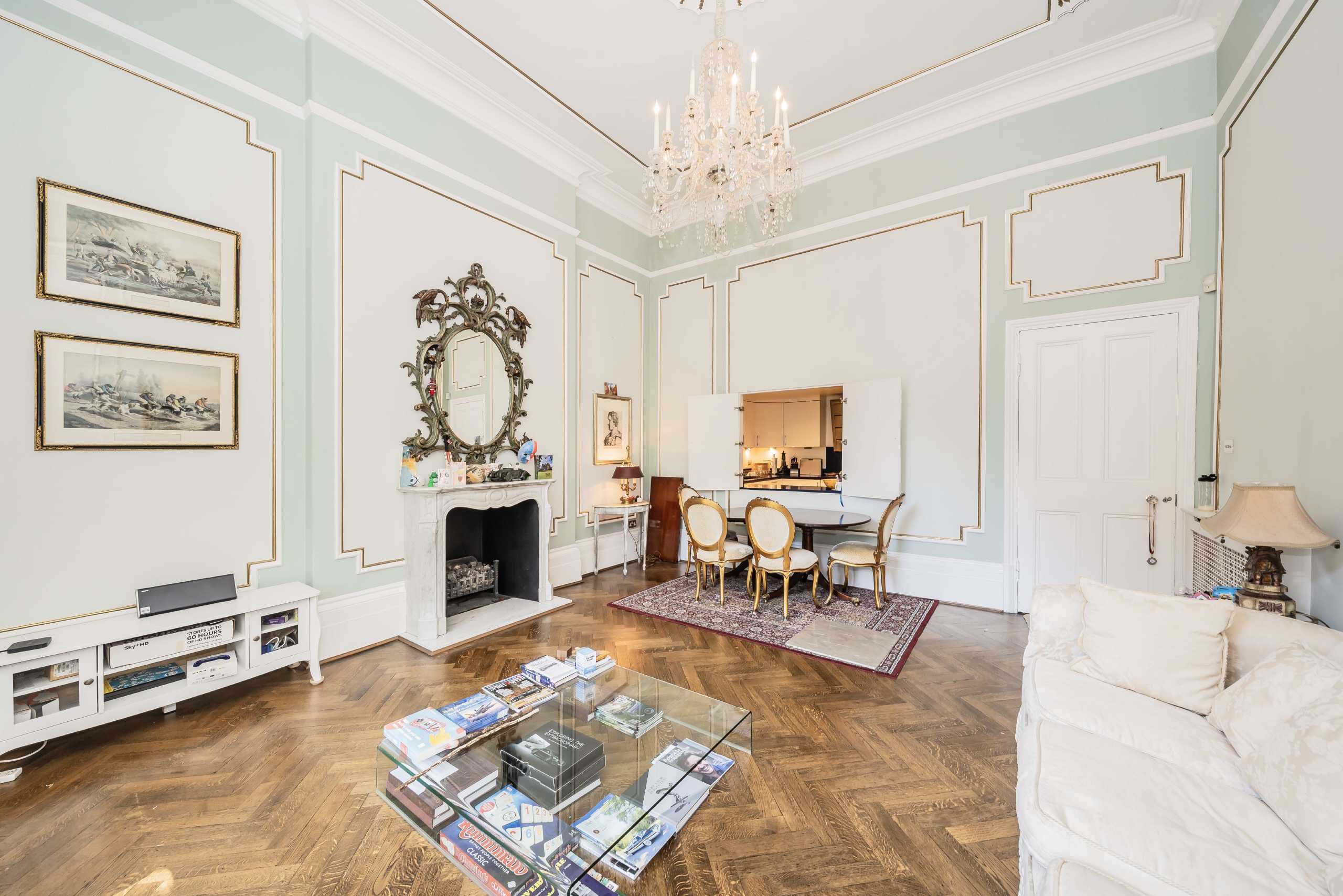 Flat Gloucester Square in City of Westminster