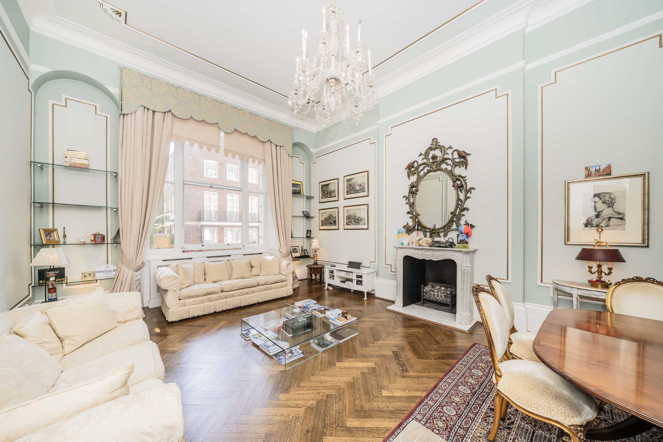 Flat Gloucester Square in City of Westminster