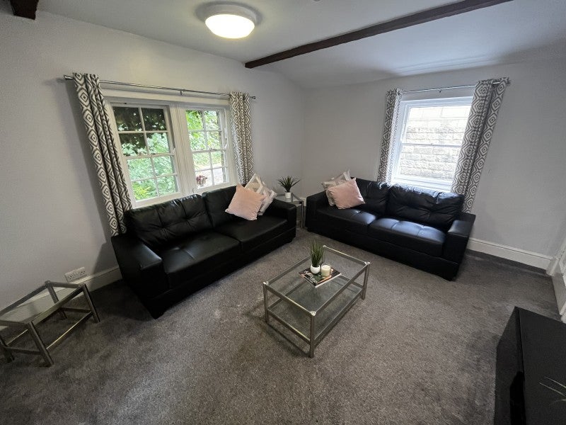 Room Cumberland Road in Leeds