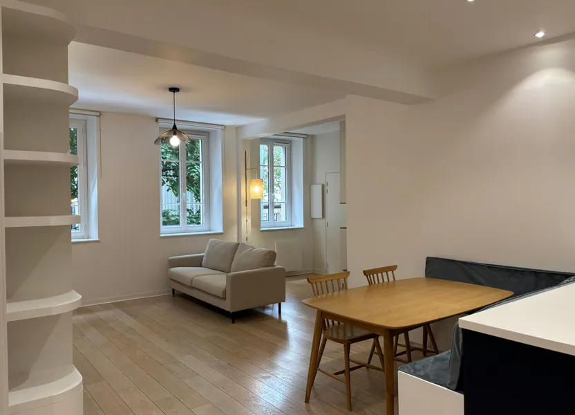 Flat Rue du Faubourg Saint-Antoine in Paris