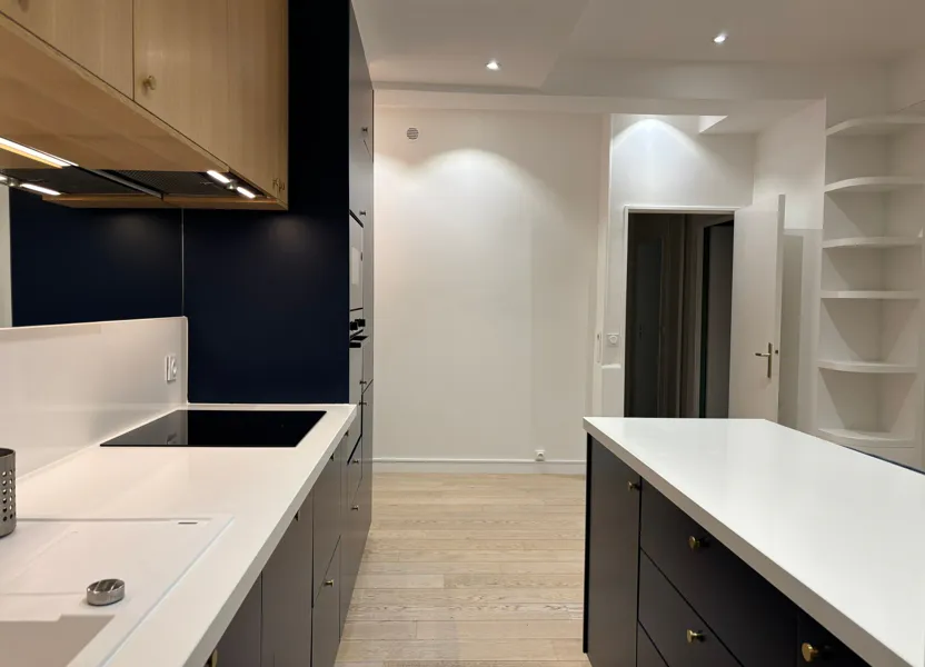 Flat Rue du Faubourg Saint-Antoine in Paris