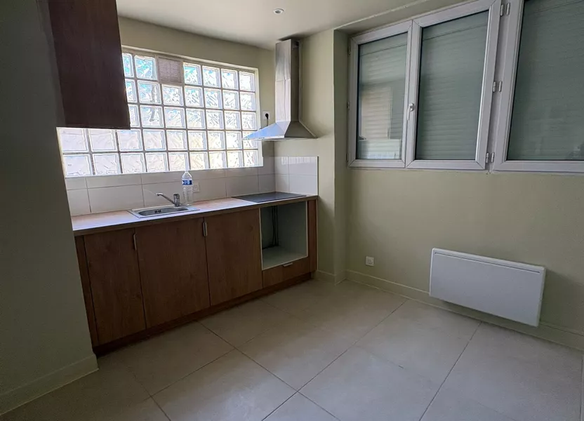Appartement Rue Hélène Cochennec à Aubervilliers