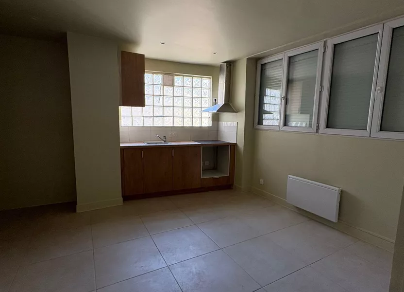 Appartement Rue Hélène Cochennec à Aubervilliers