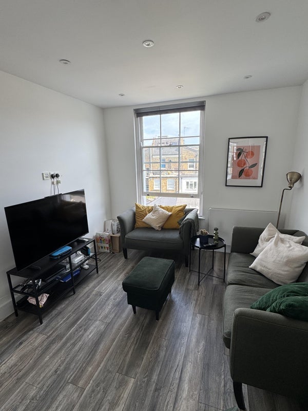 Room Windsor Road in Greater London