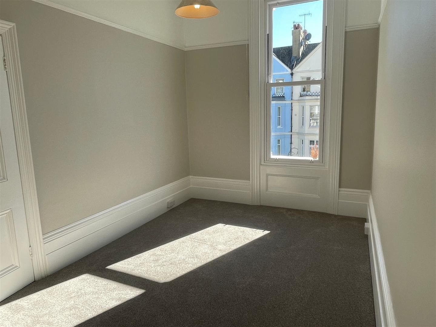 Flat Enys Road in Eastbourne