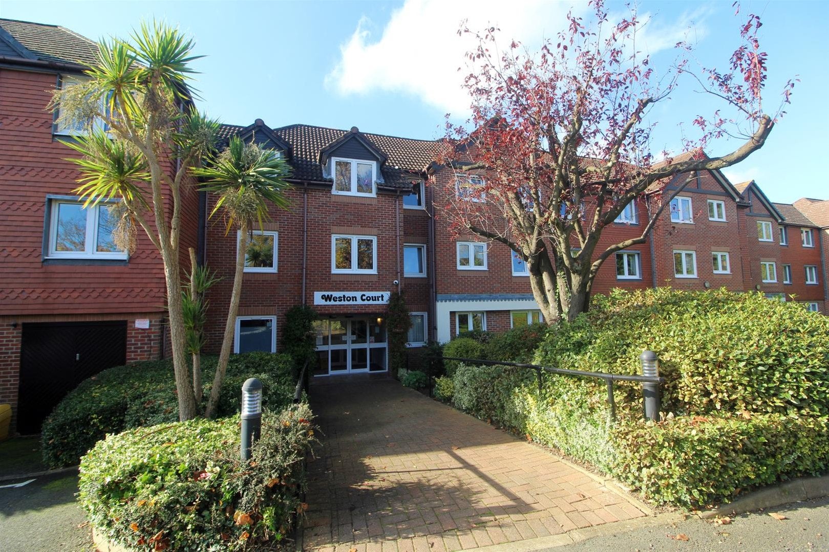 Flat Farnham Close in Greater London