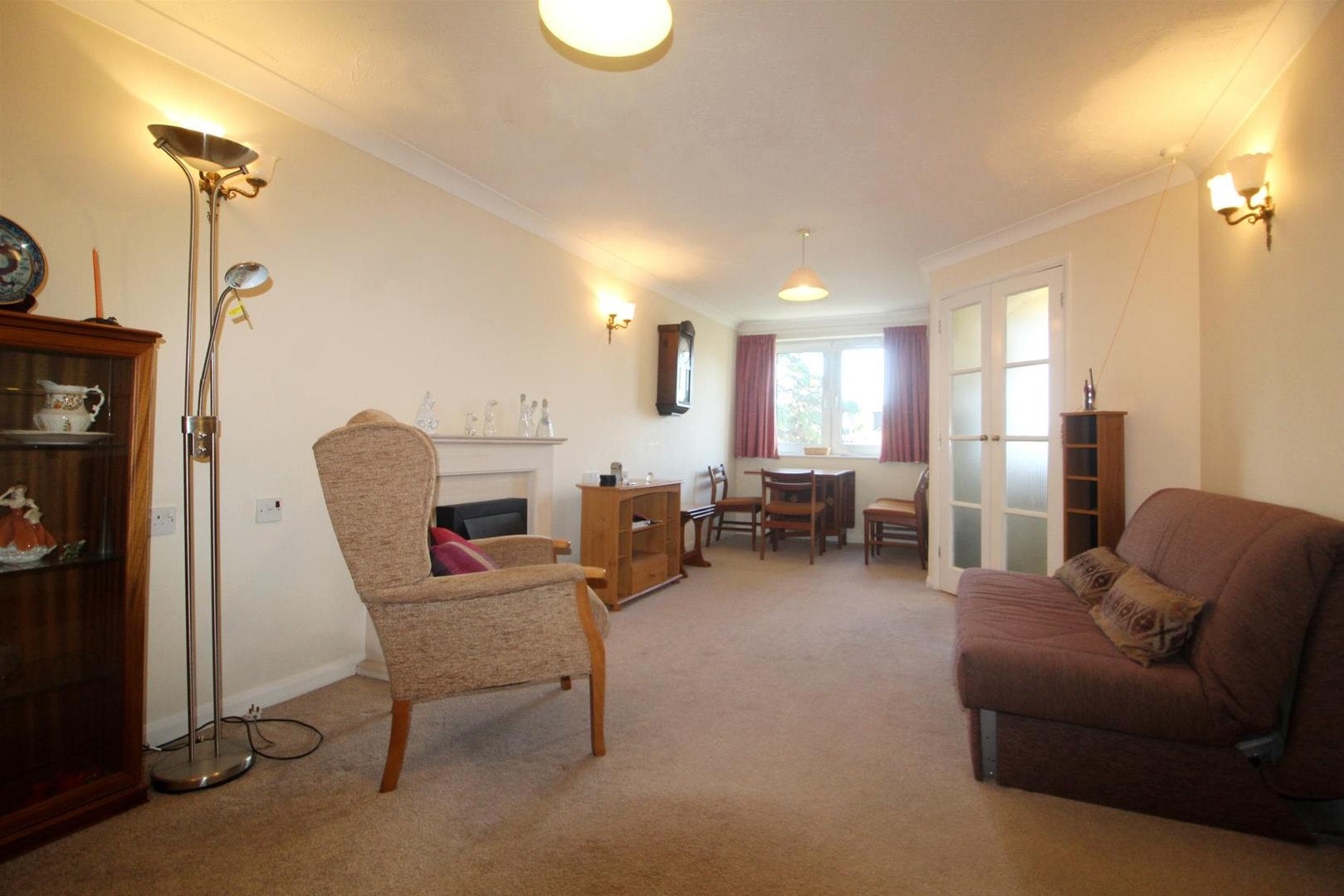 Flat Farnham Close in Greater London