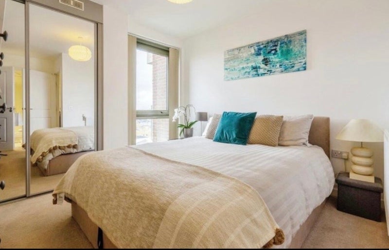 Flat Ben Jonson Road in Greater London