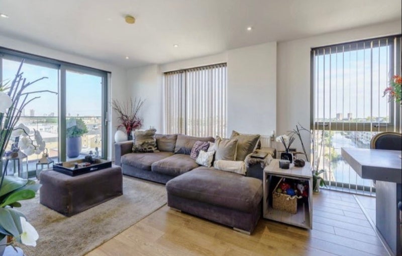 Flat Ben Jonson Road in Greater London