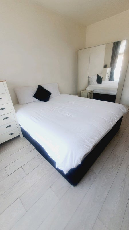 Flat Fulham Broadway in Greater London