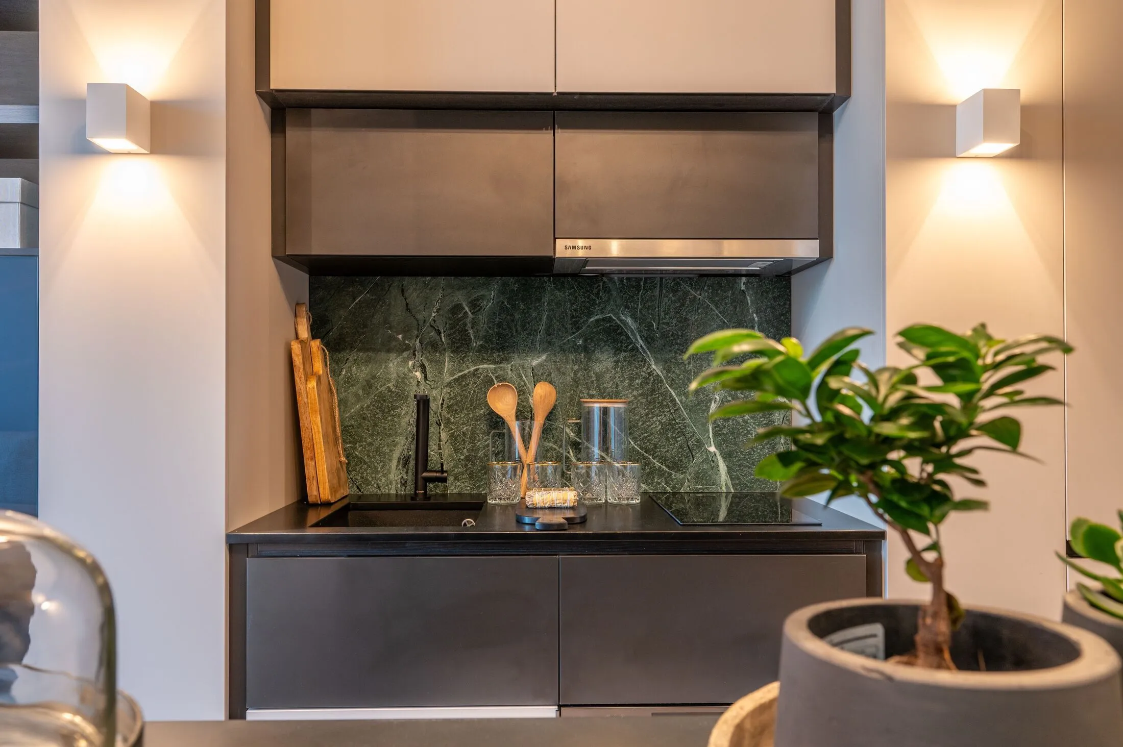 Flat Willesden Lane in Greater London