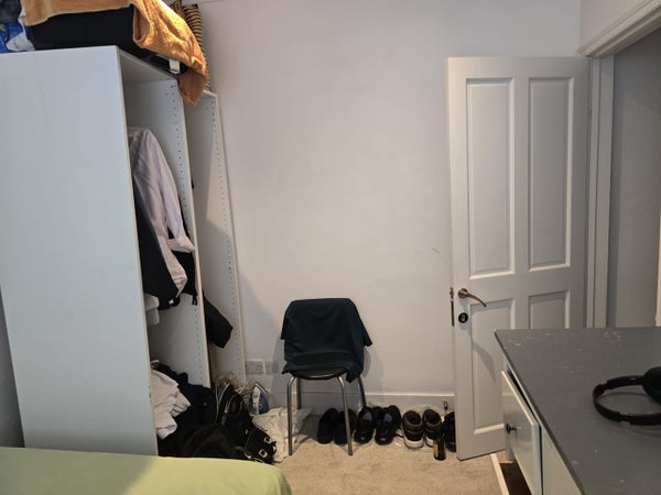 Flat Selhurst New Road in London