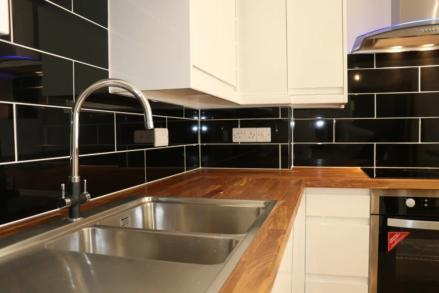 Flat Denbury Road in Teignbridge