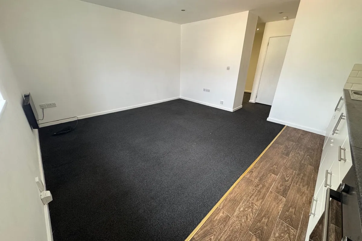 Flat Baxter Avenue in Wyre Forest