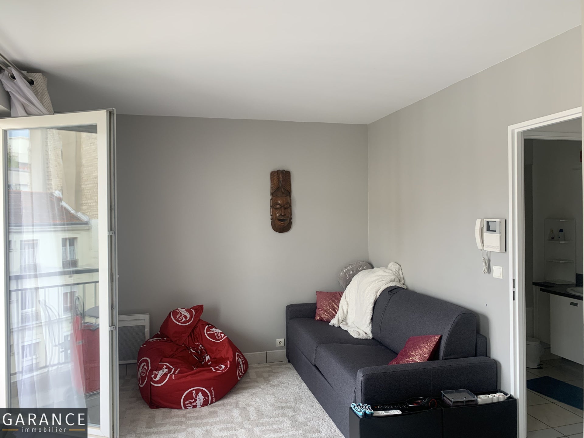 Flat Rue de Fécamp in Paris