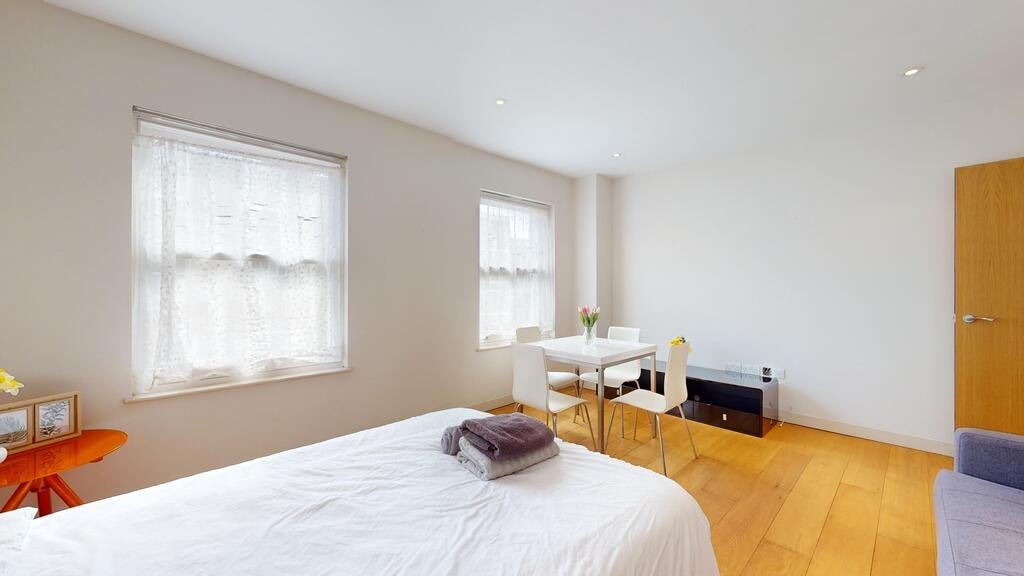 Flat Fulham Road in Greater London