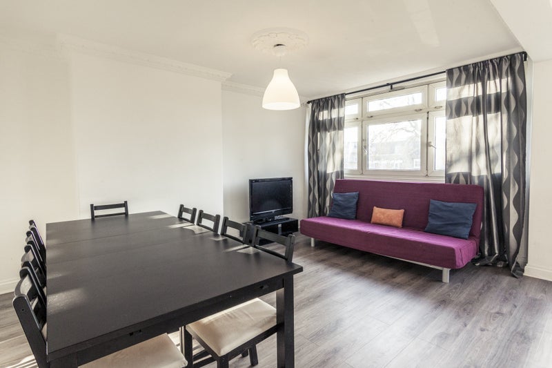 Room Ben Jonson Road in Greater London