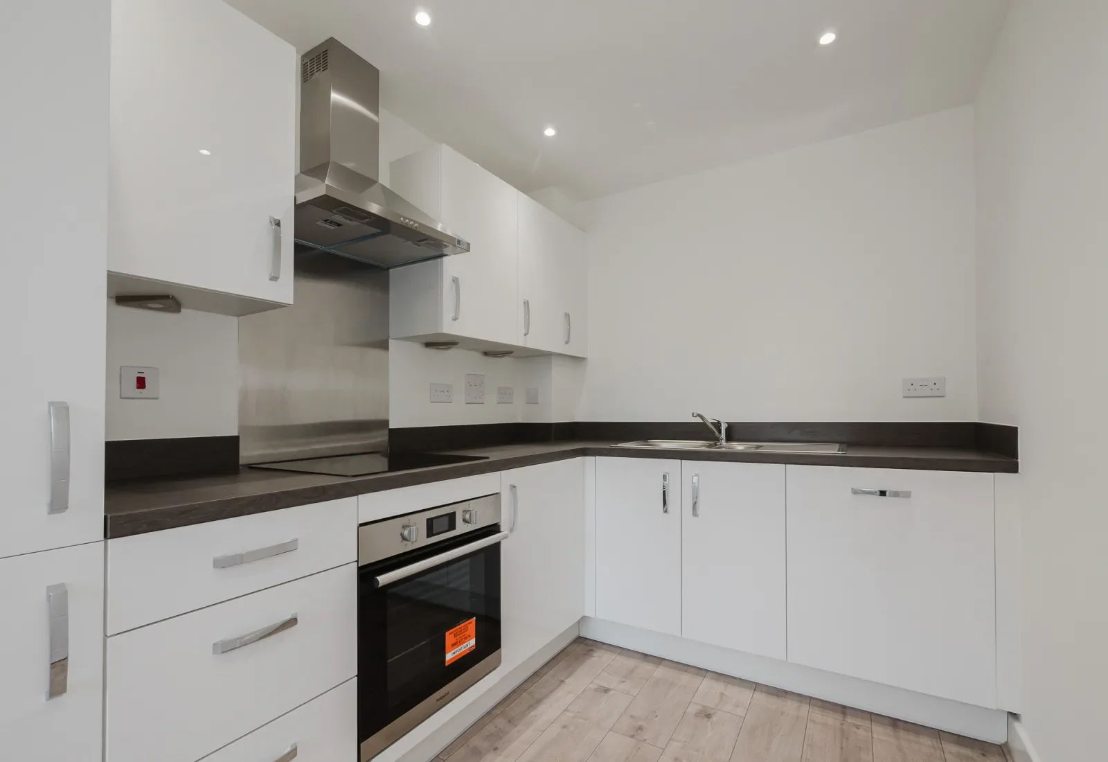 House Lowlands Close in Doncaster