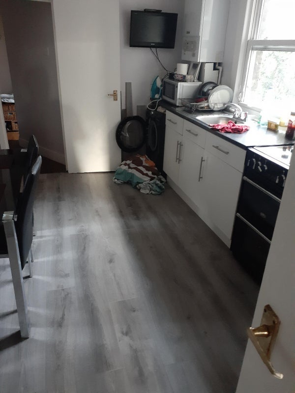 Room Lynton Road in Greater London