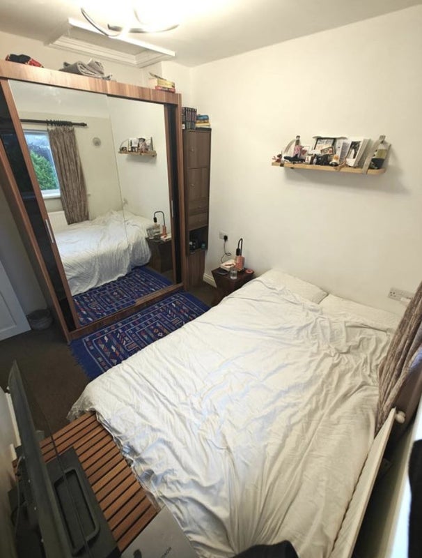Room Cavendish Road in Bristol