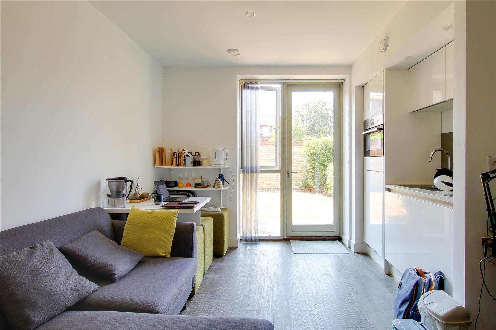 Flat Humberstone Road in Cambridge