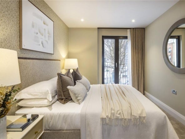Flat Cato Street in City of Westminster
