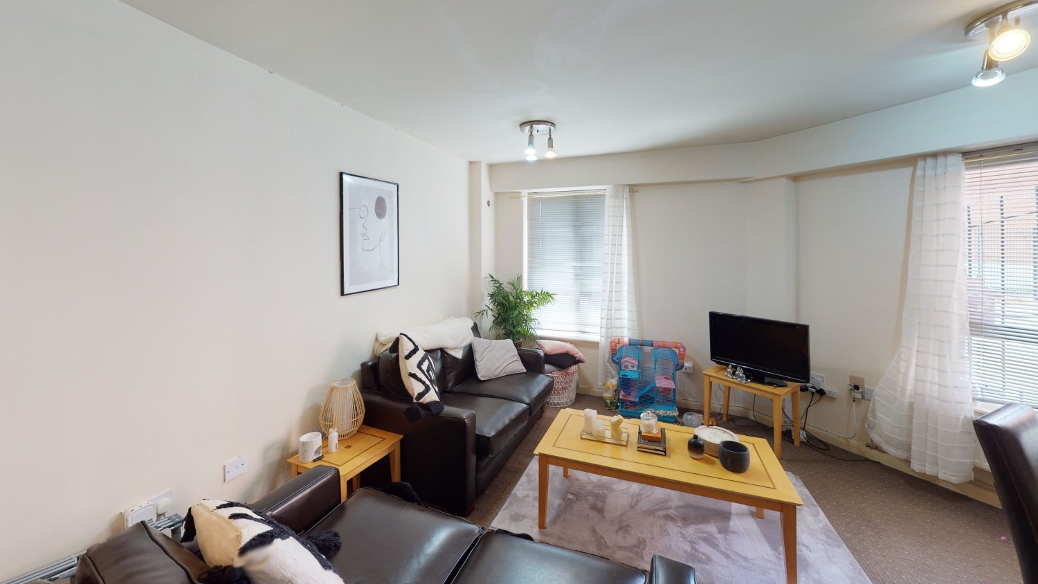 Flat Russell Street in Nottingham
