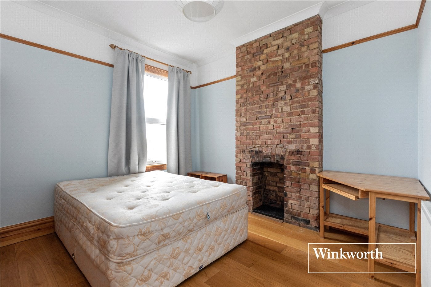 Flat Cavendish Avenue in Greater London